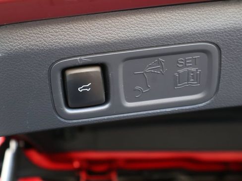 Certified 2022 Ford Expedition XLT RWD image 26