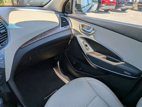 Used 2018 Hyundai Santa Fe Sport FWD image 18