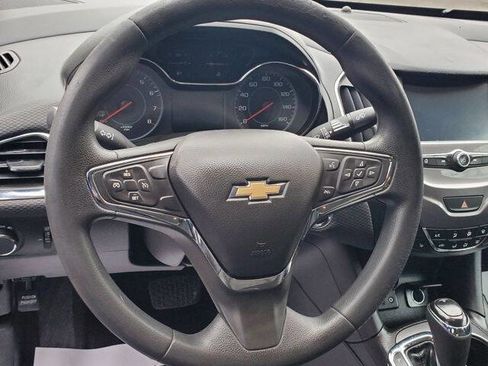 Used 2016 Chevrolet Cruze LT w/ Convenience Package FWD image 17