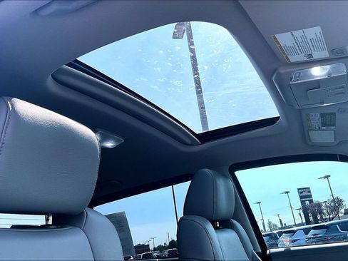 Used 2018 Toyota Tundra Limited w/ Limited Premium Package AWD/4WD image 23