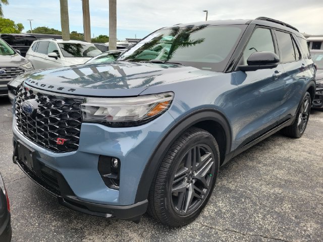 Used 2026 Ford Explorer ST RWD image 33