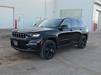 Used 2023 Jeep Grand Cherokee Limited w/ Luxury Tech Group II video 2