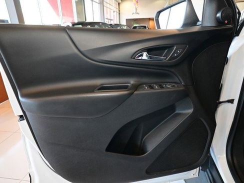 Used 2019 Chevrolet Equinox LT image 15