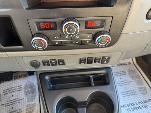 Used 2015 Nissan NV 3500 SL w/ Technology Package image 48