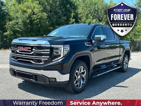 Used 2023 GMC Sierra 1500 SLT w/ SLT Premium Plus Package AWD/4WD image 2