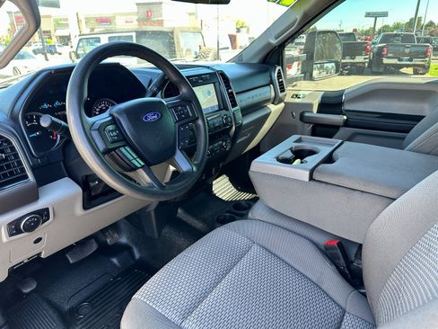 Used 2021 Ford F250 XLT w/ FX4 Off-Road Package image 14