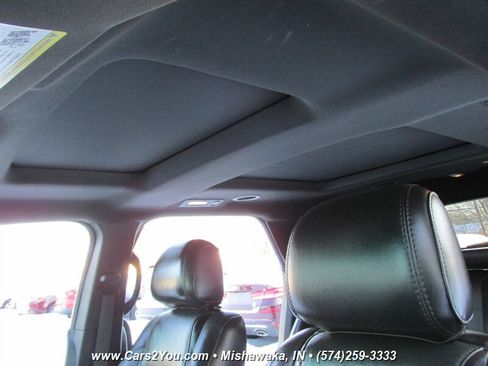 Used 2014 Ford Explorer XLT w/ Equipment Group 202A AWD/4WD image 10