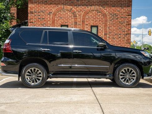 Used 2018 Lexus GX 460 Premium AWD/4WD image 4