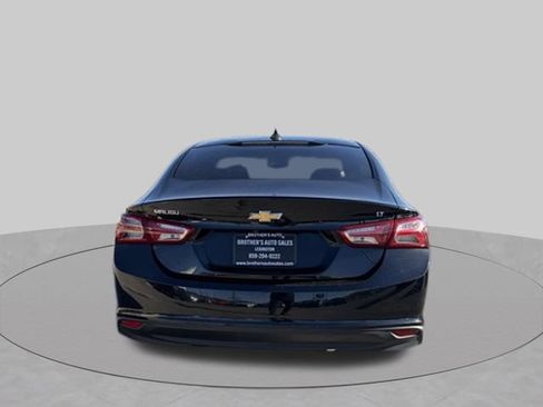Used 2021 Chevrolet Malibu LT FWD image 5