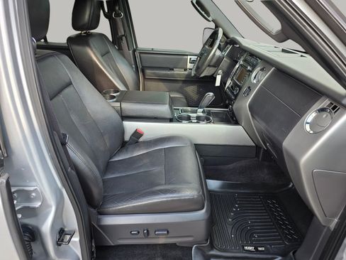 Used 2014 Ford Expedition Limited w/ Equipment Group 301A AWD/4WD image 36