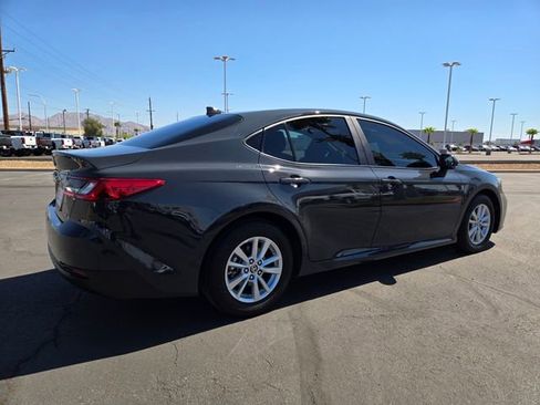 Certified 2025 Toyota Camry LE image 4