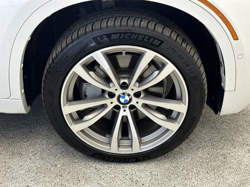 Used 2017 BMW X6 xDrive50i image 37