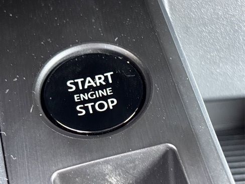 Certified 2025 Nissan Kicks S image 25