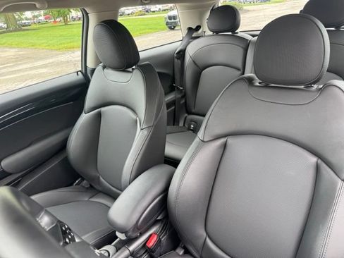 Used 2023 MINI Cooper S FWD image 18
