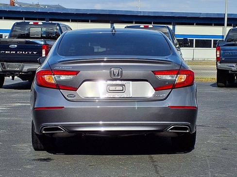 Used 2019 Honda Accord Sport image 5