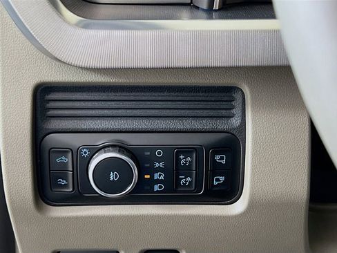 New 2026 Ford F350 Platinum w/ Platinum Plus Package image 19