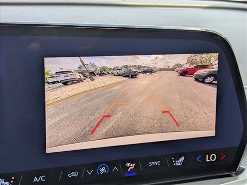 New 2026 Chevrolet Traverse LT AWD/4WD image 13