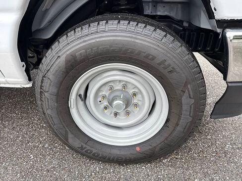 New 2026 Ford E-350 and Econoline 350 Super Duty w/ Power Equipment Group image 10