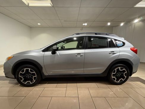 Used 2016 Subaru Crosstrek 2.0i Premium AWD/4WD image 2