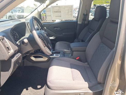 New 2026 Nissan Frontier SV w/ Tow Package AWD/4WD image 10