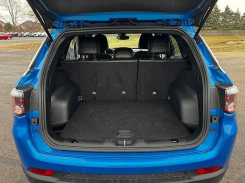 Certified 2025 Jeep Compass Limited image 17