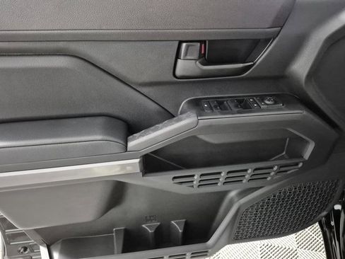 New 2026 Toyota Tacoma SR5 image 13