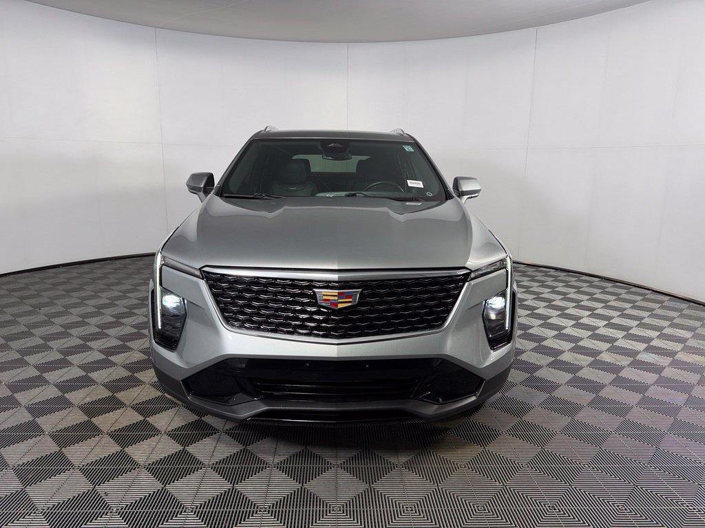 Used 2024 Cadillac XT4 Premium Luxury AWD/4WD image 4