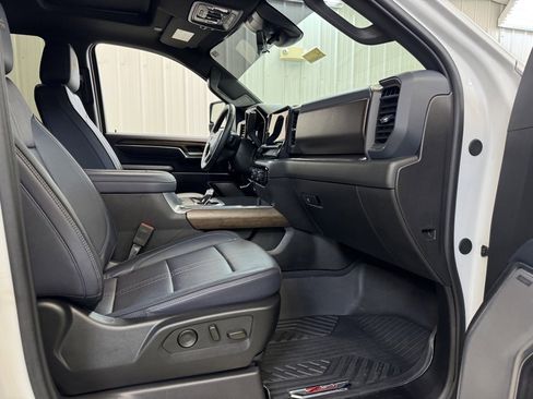 Used 2025 Chevrolet Silverado 2500 High Country w/ High Country Premium Package image 27