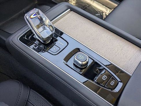 Certified 2026 Volvo XC90 B5 Plus w/ Protection Package image 12