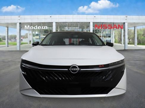 New 2026 Nissan Sentra SR FWD image 8
