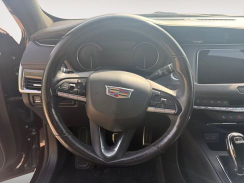 Used 2020 Cadillac XT4 Sport w/ Cold Weather Package FWD image 12