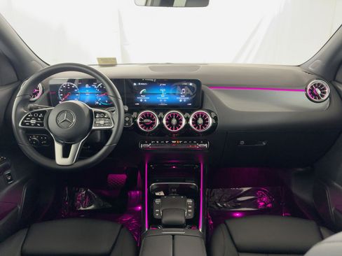 Used 2023 Mercedes-Benz GLA 250 GLA 250 w/ Premium Package image 16