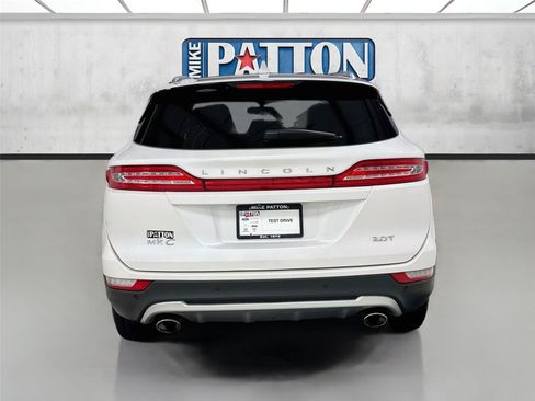 Used 2017 Lincoln MKC Select w/ Select Plus Package FWD image 6