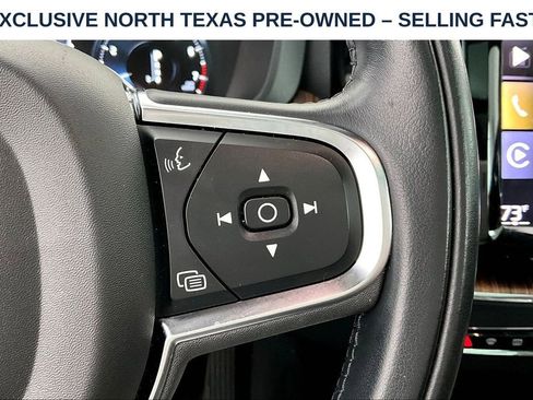 Used 2021 Volvo XC60 T5 Momentum w/ Premium Package FWD image 27