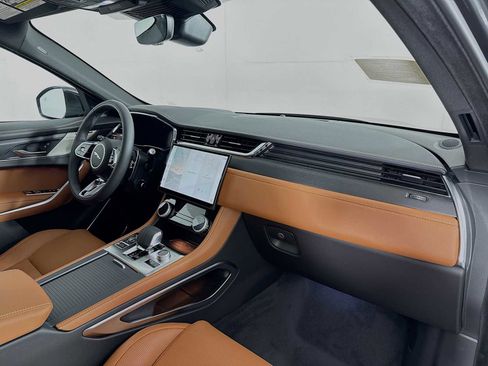 New 2026 Jaguar F-PACE R-Dynamic S image 29