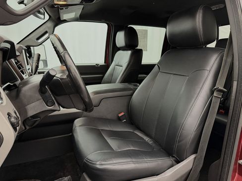 Used 2015 Ford F350 Lariat w/ Chrome Package image 10