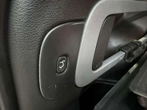 Used 2018 Jeep Cherokee Trailhawk image 13