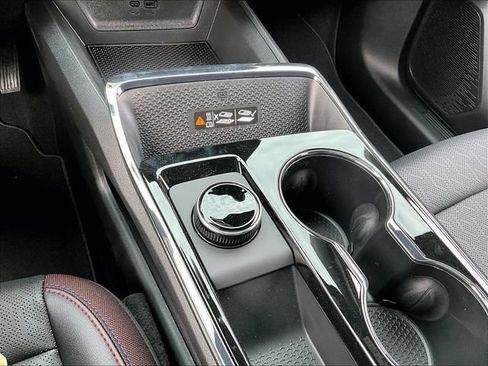 New 2026 Chevrolet Equinox RS FWD image 23