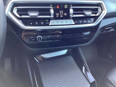 Used 2024 BMW X3 xDrive30i w/ Convenience Package image 21