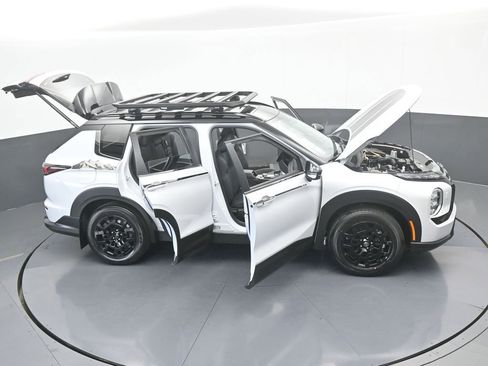 New 2026 Mitsubishi Outlander Trail Edition AWD/4WD image 72