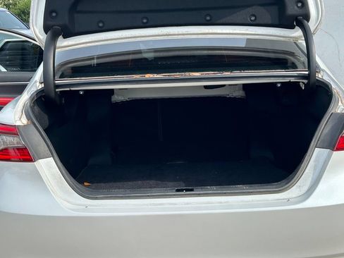 Used 2021 Toyota Camry XSE FWD image 14