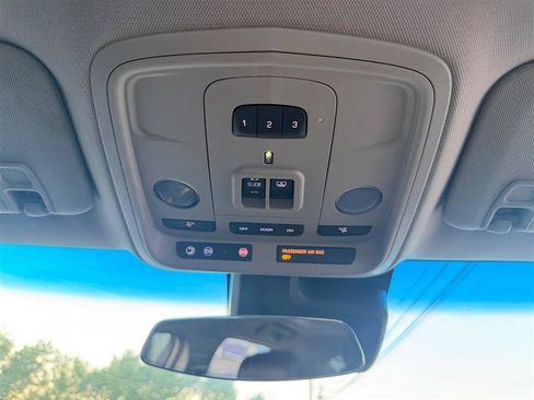 Used 2019 Cadillac CTS Luxury RWD image 33