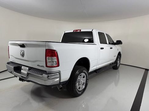 Used 2022 RAM 2500 Tradesman w/ Chrome Appearance Group image 8