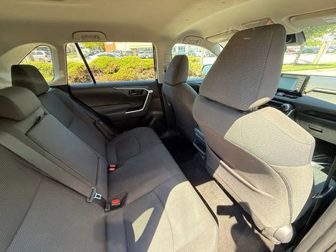 Used 2020 Toyota RAV4 LE w/ All Weather Liner Package AWD/4WD image 36