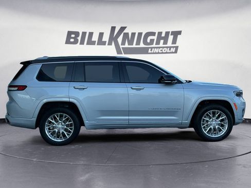 Used 2021 Jeep Grand Cherokee L Summit w/ Advanced Protech Group IV AWD/4WD image 6