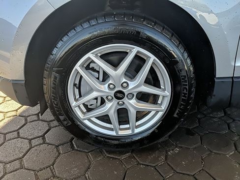 Used 2024 Ford Edge SEL w/ Convenience Package image 11