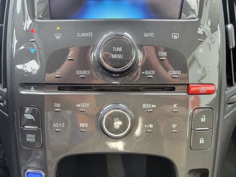 Used 2015 Chevrolet Volt Premium w/ Premium Trim Package FWD image 34