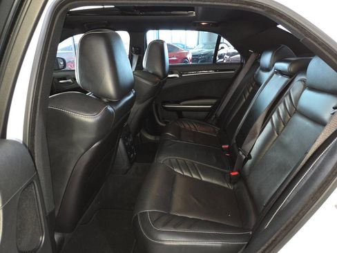Used 2023 Chrysler 300 C RWD image 20