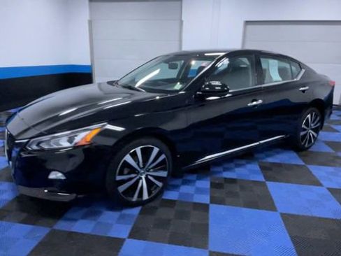 Used 2021 Nissan Altima 2.5 Platinum AWD/4WD image 4