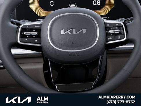 New 2026 Kia Carnival FWD image 22